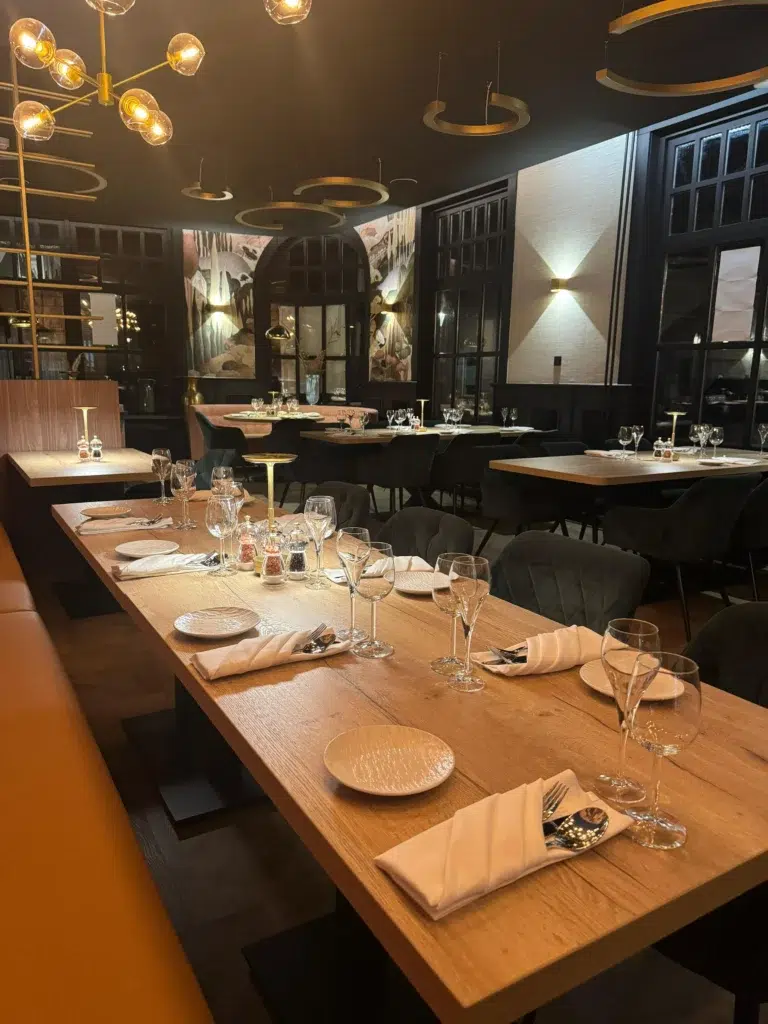 lange-tafel-restaurant-culina
